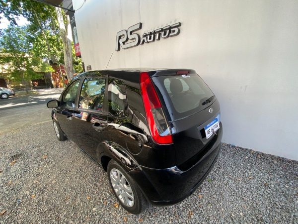 Ford Fiesta Ambiente 1.6 - Imagen 10