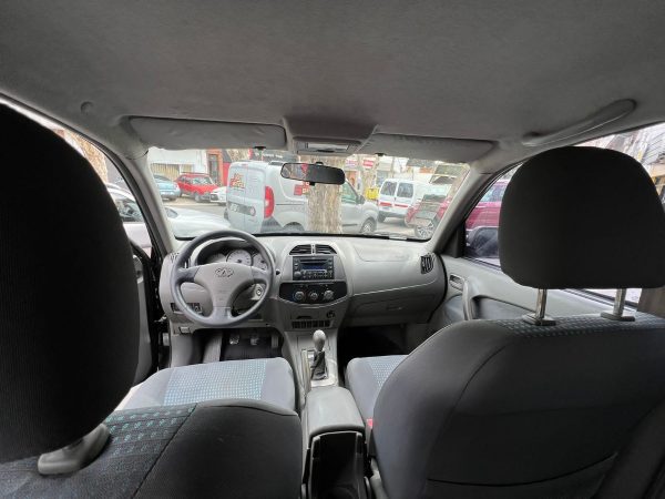Chery Tiggo 2.0 Confort - Imagen 12