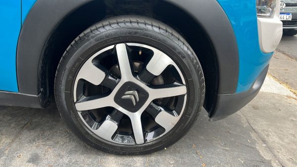 Citroen C4 Cactus 1.2 Pure Tech At 6 Shine - Imagen 16