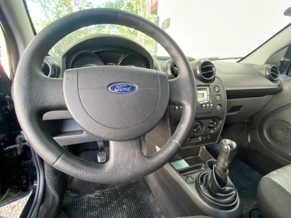 Ford Fiesta Ambiente 1.6 - Imagen 3