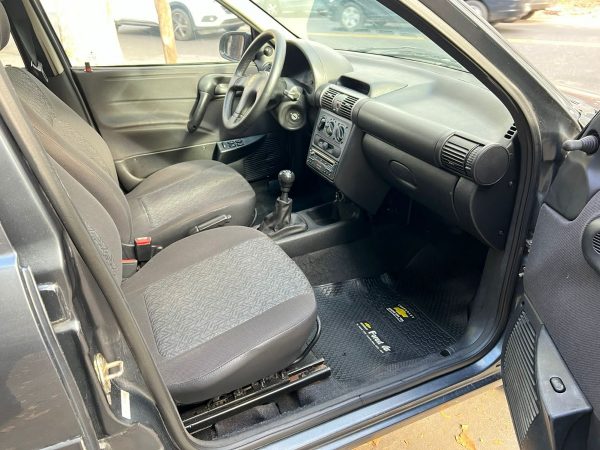 Chevrolet Corsa Classic 1.6 Gls - Imagen 13