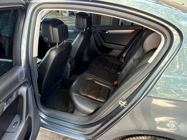 Vw Passat 2.0 Tsi Dsg Luxury - Imagen 11