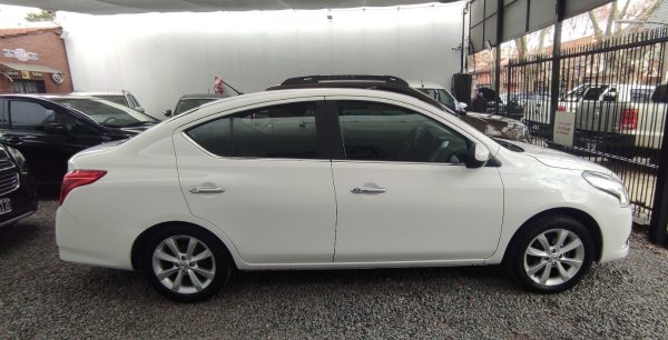 Nissan Versa Advance At Pure Drive F2 C/gas - 2018 - Imagen 5