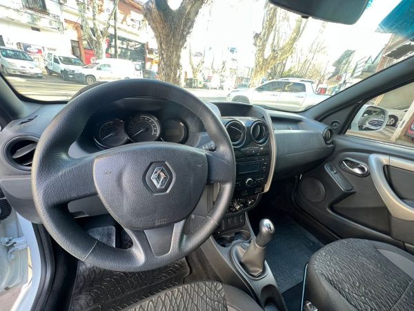 Renault Duster 1.6 Ph2 4x2 Expression 110cv - Imagen 8