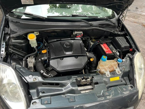 Fiat Punto Essence 1.6 16v - Imagen 14