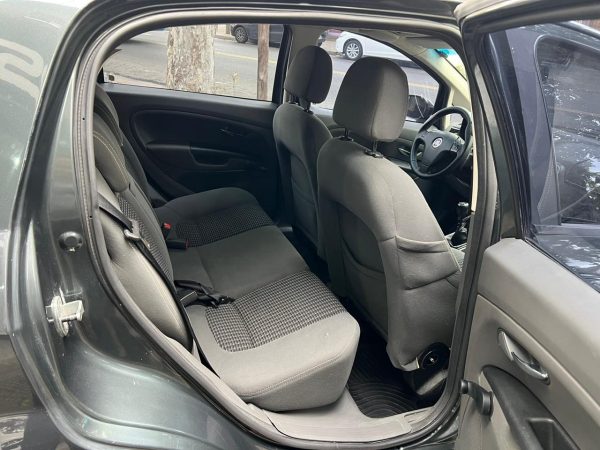 Fiat Punto Essence 1.6 16v - Imagen 12