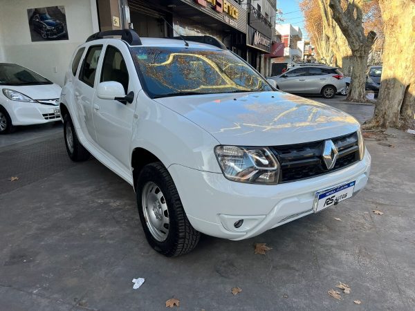 Renault Duster 1.6 Ph2 4x2 Expression 110cv - Imagen 2