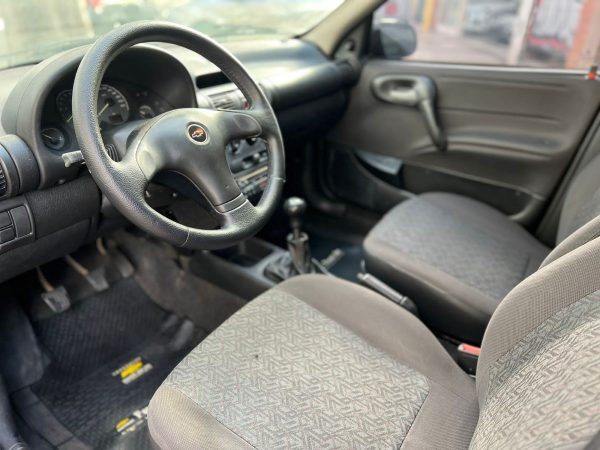 Chevrolet Corsa Classic 1.6 Gls - Imagen 9