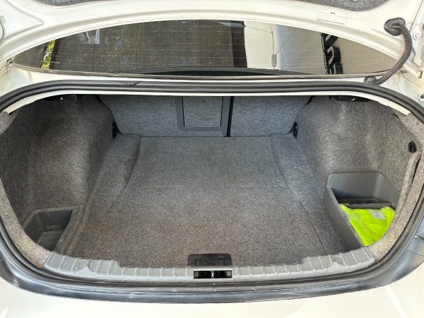 Bmw Serie 3 2.5 325i Sedan Executive At. - Imagen 14