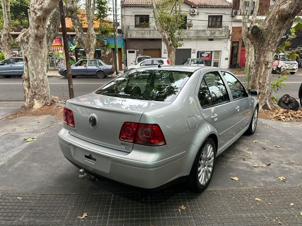 Vw Bora 1.8 T Highline C/cuero Mt. - Imagen 4
