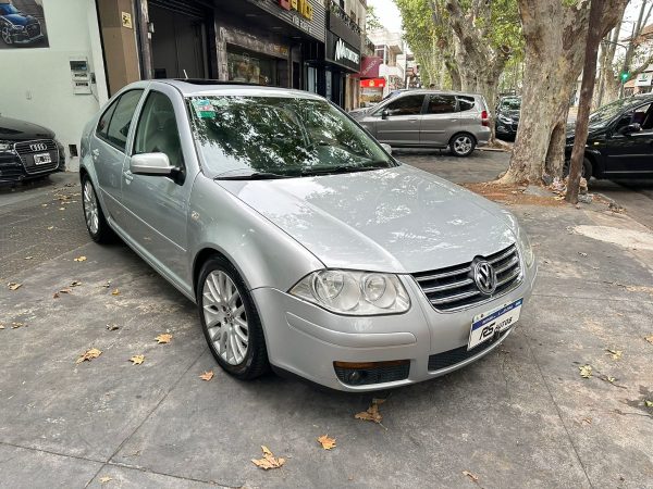 Vw Bora 1.8 T Highline C/cuero Mt. - Imagen 2