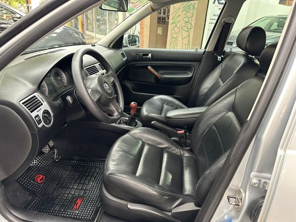 Vw Bora 1.8 T Highline C/cuero Mt. - Imagen 8
