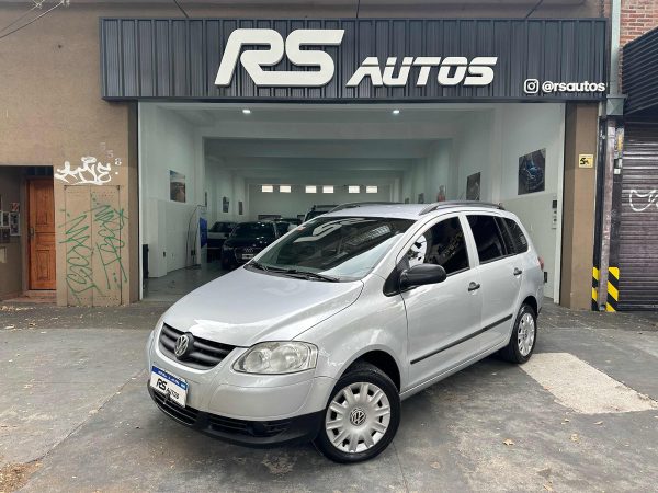 Volkswagen Suran 2010 1.6 Comfortline 101cv 11a