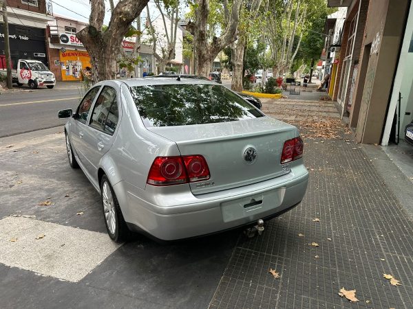 Vw Bora 1.8 T Highline C/cuero Mt. - Imagen 3