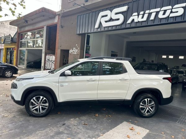 Fiat Toro Freedom 4x4 Mt 2.0 - Imagen 3