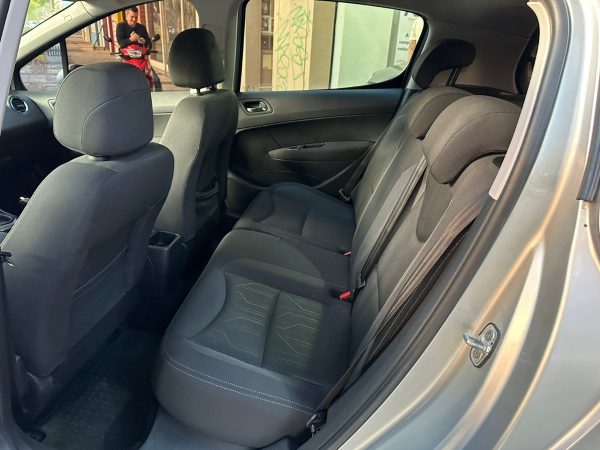 Peugeot 308 Active 1.6 - Imagen 12