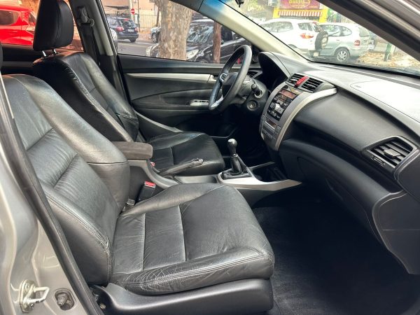 Honda City Ex L Mt. - Imagen 10