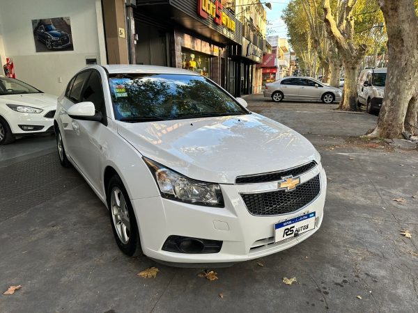 Chevrolet Cruze Lt 5p. - Imagen 2