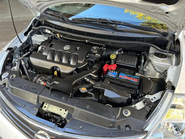 Nissan Tiida Tekna 1.8 - Imagen 15