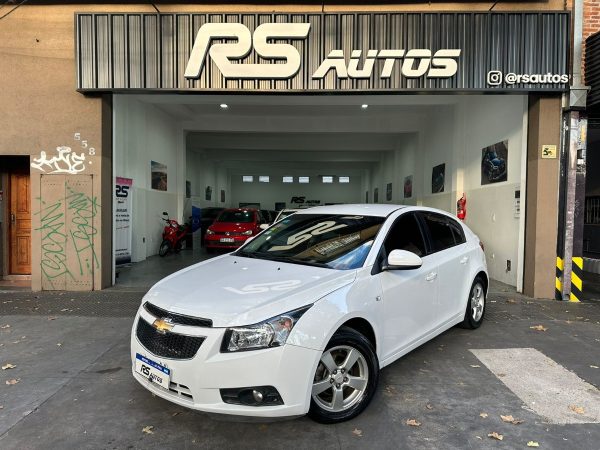Chevrolet Cruze Lt 5p.
