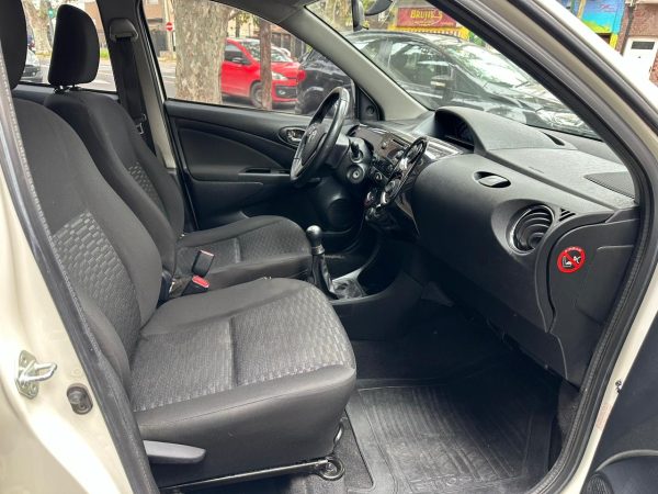 Toyota Etios Xls 5p. - Imagen 13