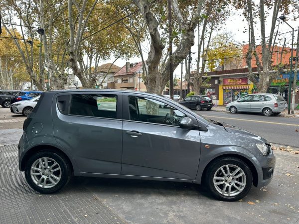 Chevrolet Sonic Lt 5p. - Imagen 6