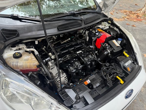 Ford Fiesta Kinetic 1.6 Se 120cv - Imagen 17