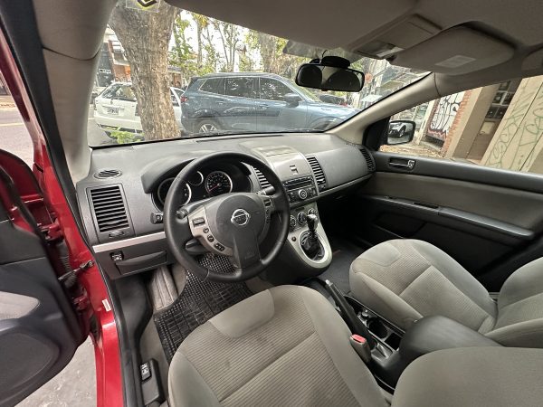 Nissan Sentra 2.0 N Acenta Mt - Imagen 12