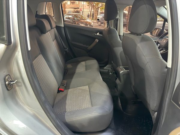 Peugeot 2008 1.6 Active - Imagen 15