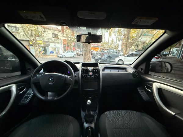 Renault Duster Oroch 1.6 Outsider - Imagen 17