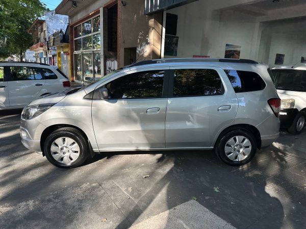 Chevrolet Spin 1.8 Lt 5as 105cv - Imagen 4