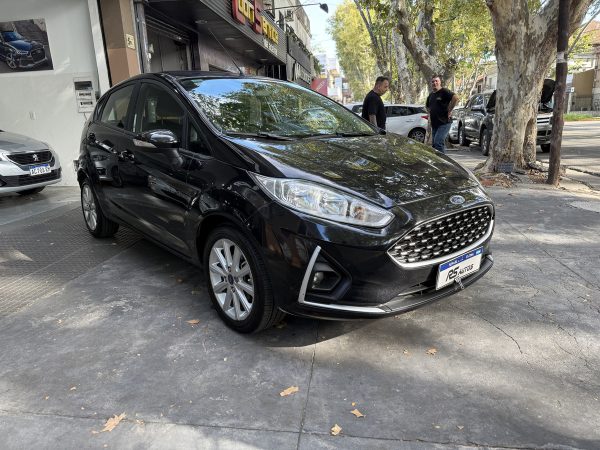 Ford Fiesta Kinetic 1.6 Se - Imagen 2