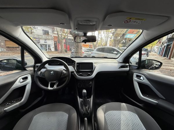 Peugeot 208 1.5 Allure Touchscreen - Imagen 12