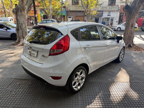 Ford Fiesta Kinetic 1.6 Design 120cv Titanium - Imagen 3