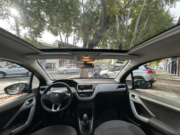 Peugeot 208 1.6 Allure - Imagen 12