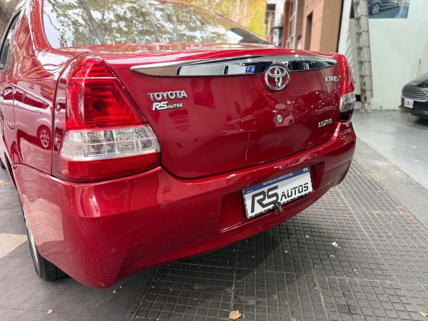 Toyota Etios 1.5 Sedan Xls - Imagen 10