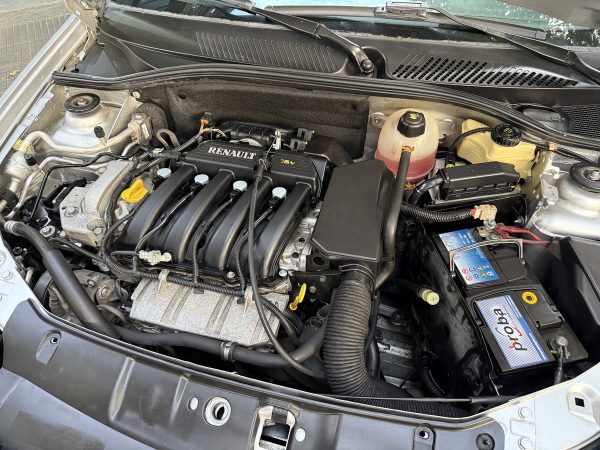 Renault Symbol 1.6 Luxe - Imagen 15