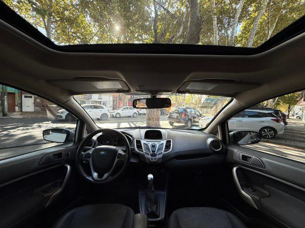 Ford Fiesta Kinetic 1.6 Design 120cv Titanium - Imagen 14
