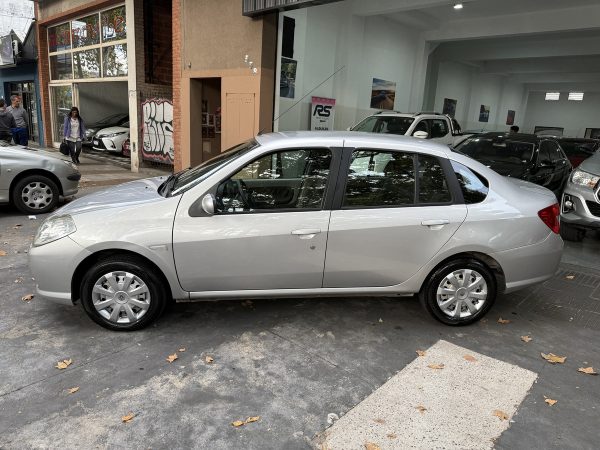 Renault Symbol 1.6 Luxe - Imagen 4