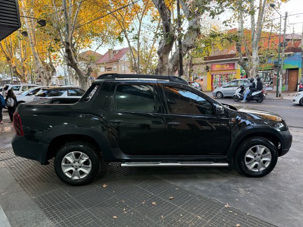 Renault Duster Oroch 1.6 Outsider - Imagen 8