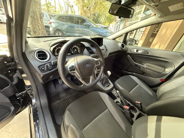 Ford Fiesta Kinetic 1.6 Se - Imagen 13