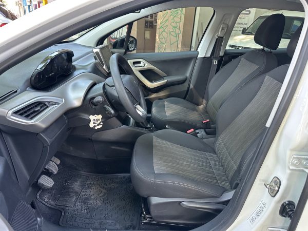 Peugeot 2008 1.6 Allure - Imagen 12