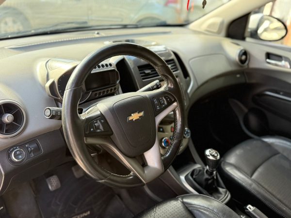 Chevrolet Sonic 1.6 Ltz Mx - Imagen 13