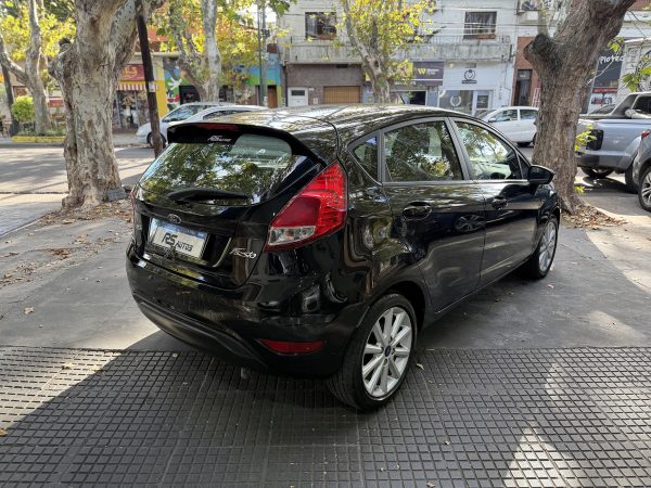 Ford Fiesta Kinetic 1.6 Se - Imagen 3