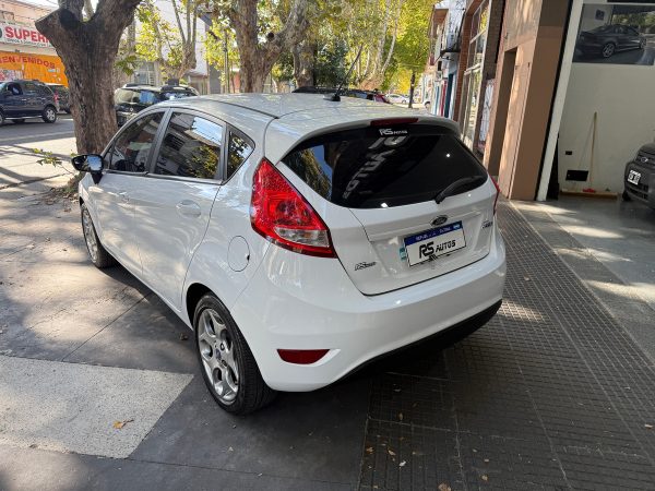 Ford Fiesta Kinetic 1.6 Design 120cv Titanium - Imagen 4