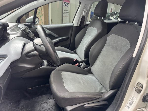 Peugeot 208 1.5 Active - Imagen 12