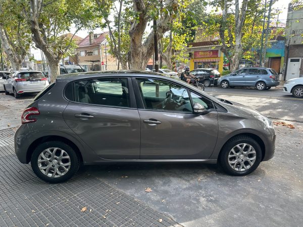 Peugeot 208 1.6 Allure - Imagen 4