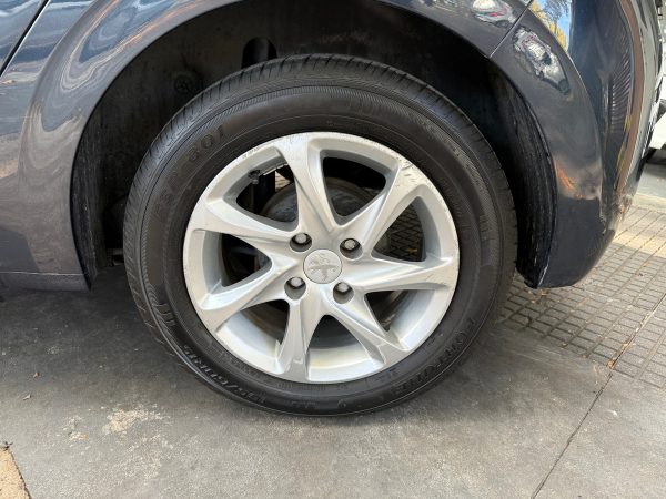Peugeot 208 1.5 Allure Touchscreen - Imagen 15