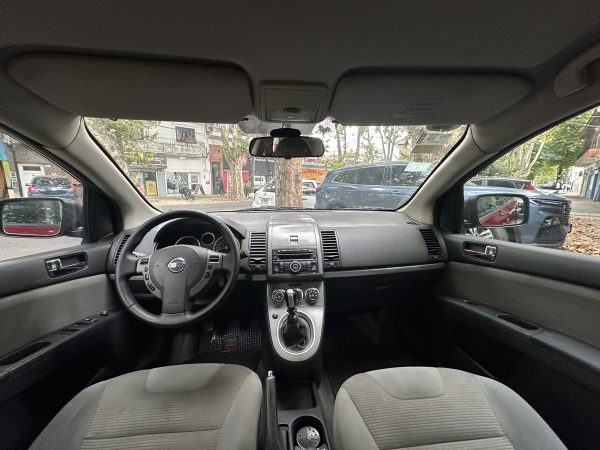 Nissan Sentra 2.0 N Acenta Mt - Imagen 9