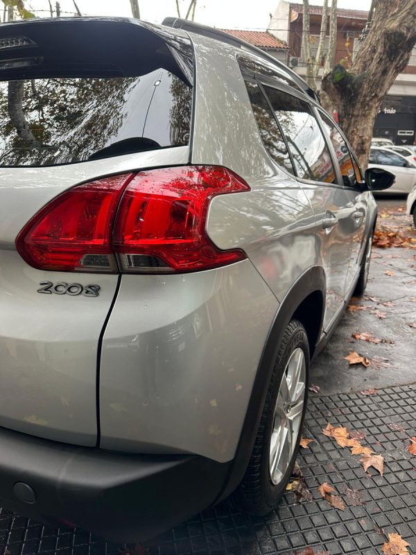 Peugeot 2008 1.6 Allure - Imagen 13